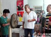 心系家乡 助力脱贫攻坚（梁振）