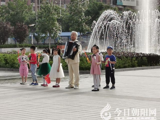 点击查看大图
