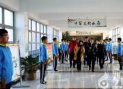 两所兄弟学校到朝阳工校参观学习（冯继轩）