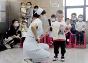 缤纷儿童节，朝阳市第二医院为住院患儿送祝福！