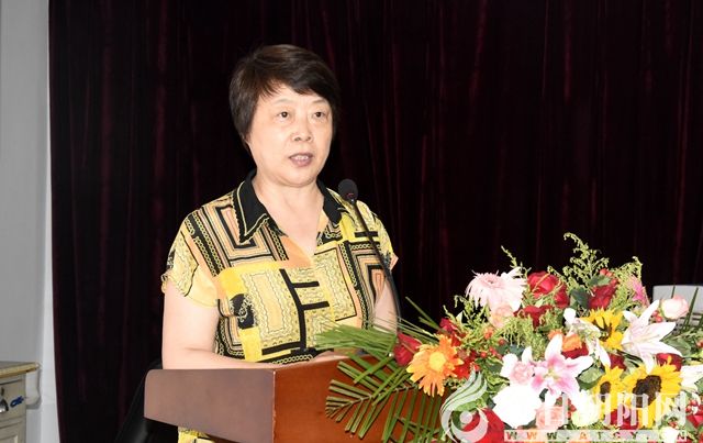 市卫健委副主任张锋讲话