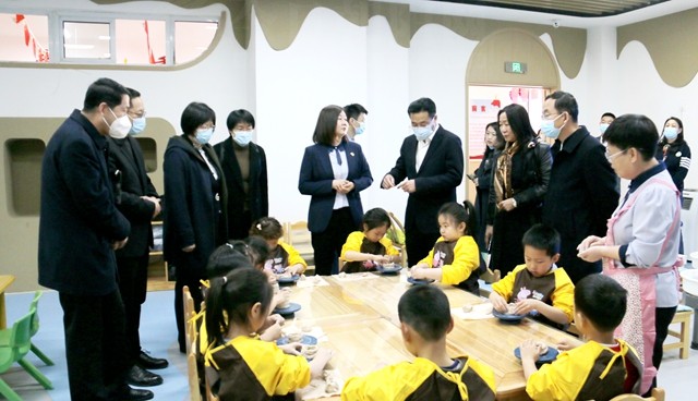 推动学前教育高质量发展——朝阳市政协领导到朝阳市教育幼儿园进行专项监督视察”